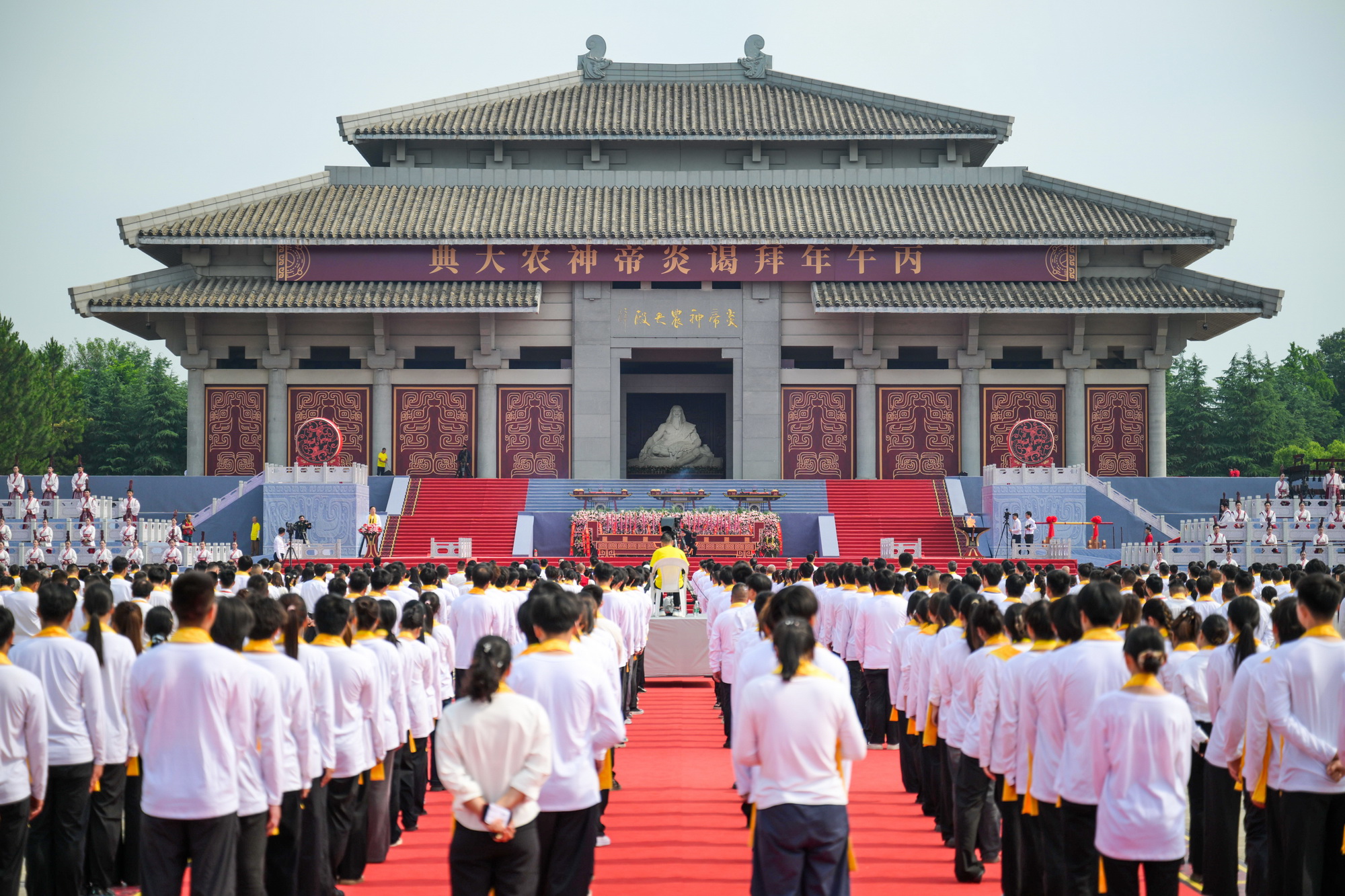 11062026_Chinese Ancestor Emperor Yan's Hometown Suizhou Holds Worship Ceremony